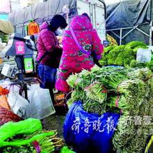 掃一掃知來(lái)源！濟(jì)南七里堡市場(chǎng)食用農(nóng)產(chǎn)品全面“上線”